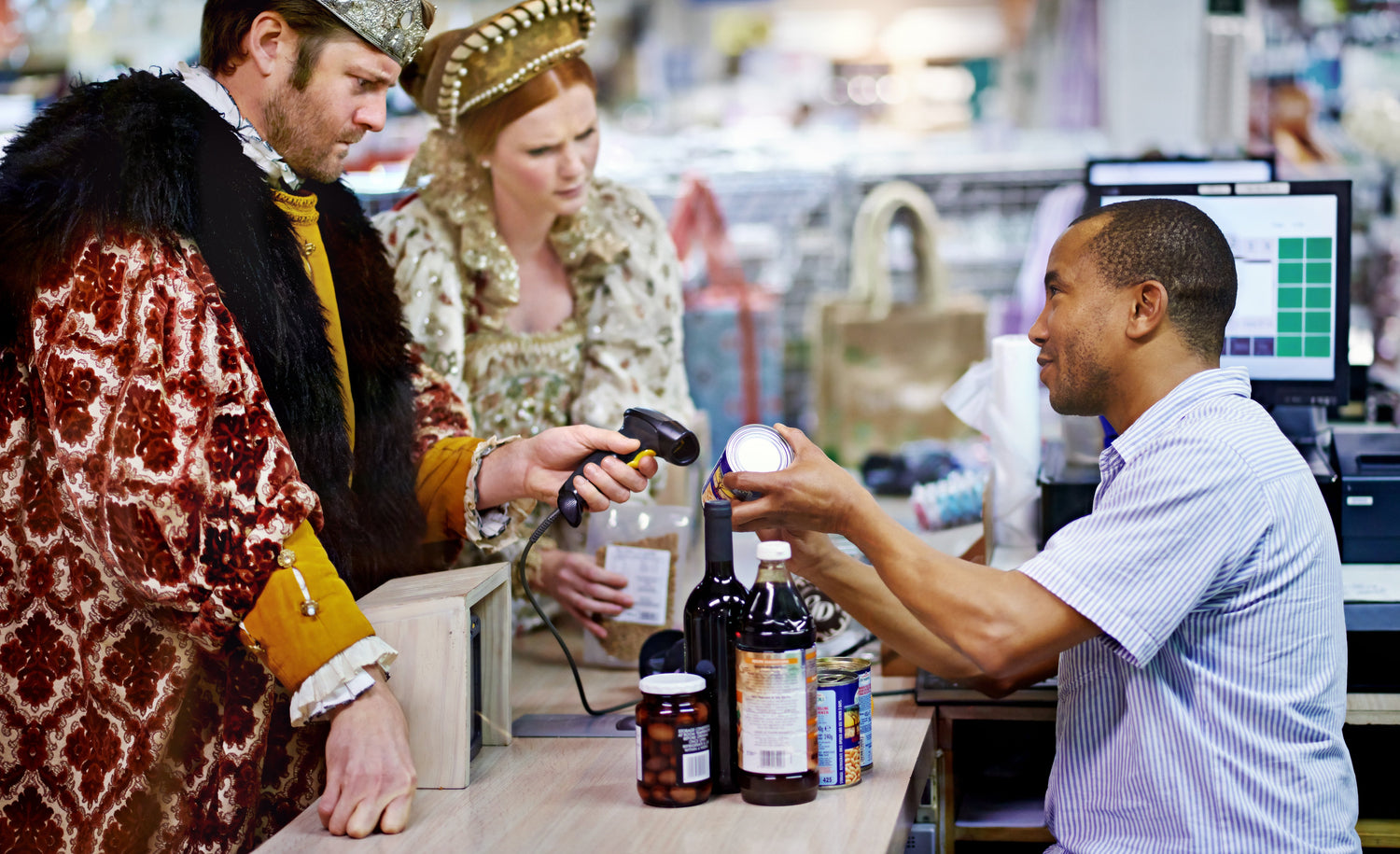 An Incredibly British Guide to Polite Haggling